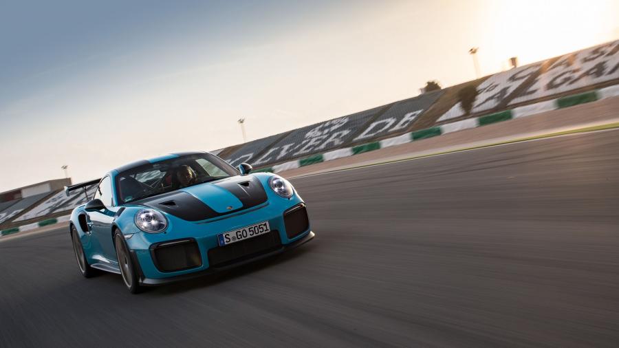  Porsche 911 GT2 RS (991) 2017 года  (WW) (фото 58 из 93)